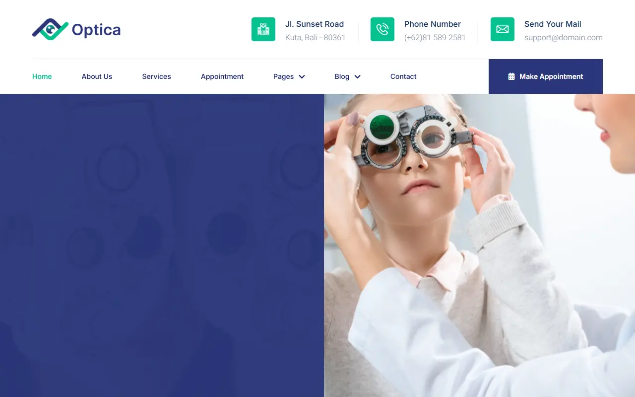 หน้าแรกของธีม Optica Optometrist บนคอมพิวเตอร์
